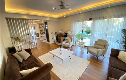 Manisa Akhisar Novada Avm Yanı Satılık Havuzlu Villa 