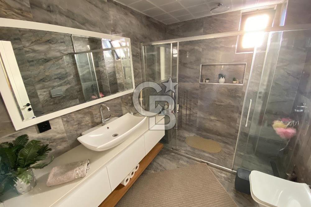 Manisa Akhisar Novada Avm Yanı Satılık Havuzlu Villa 