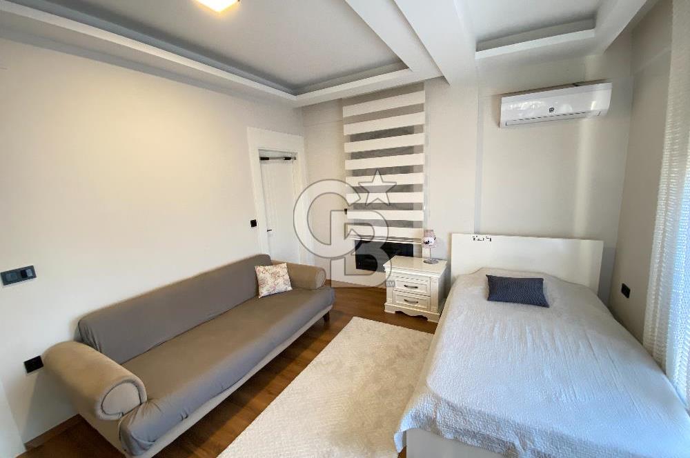 Manisa Akhisar Novada Avm Yanı Satılık Havuzlu Villa 
