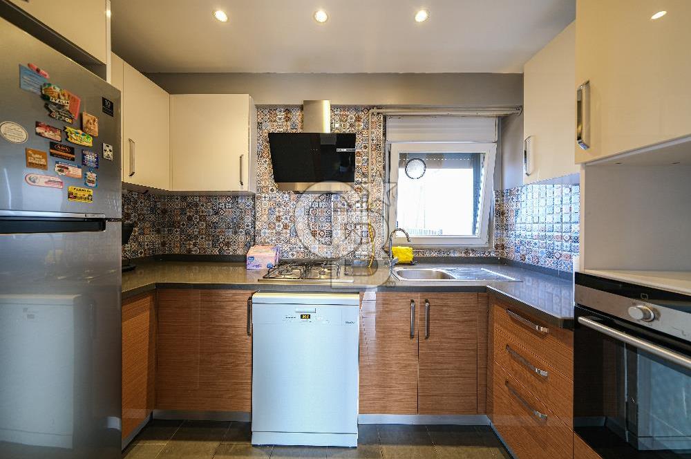 MÜJDAT GEZEN YAKINI DENİZ MANZARALI LÜX 3+1 SATILIK DAİRE