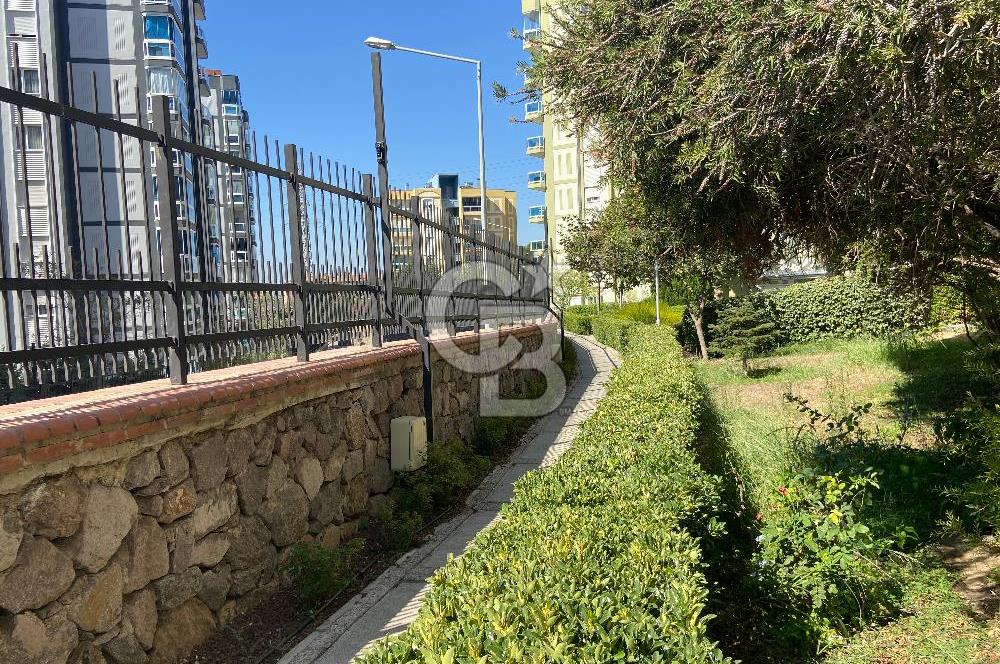  Karşıyaka Yüksek Vadi Sitesinde Satılık 25043 adada Arakat 3+1