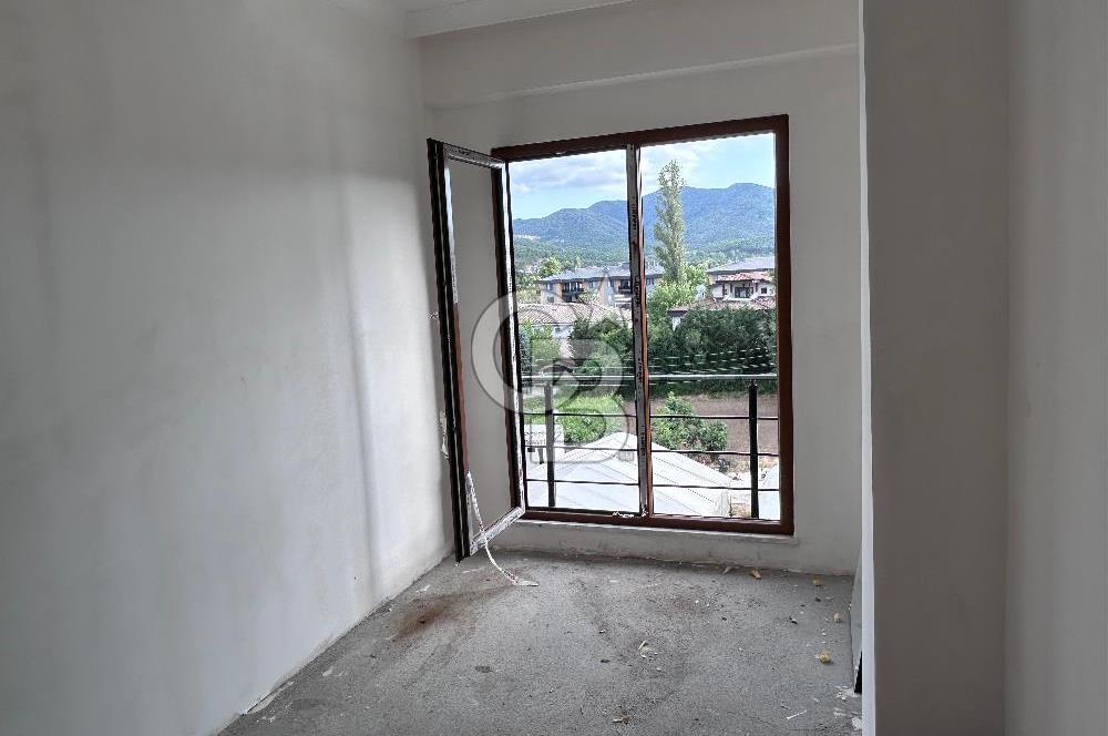 YALOVA KADIKÖY TERMAL YOLU SATILIK 2+1 DAİRE!. ANA YOLA CEPHE