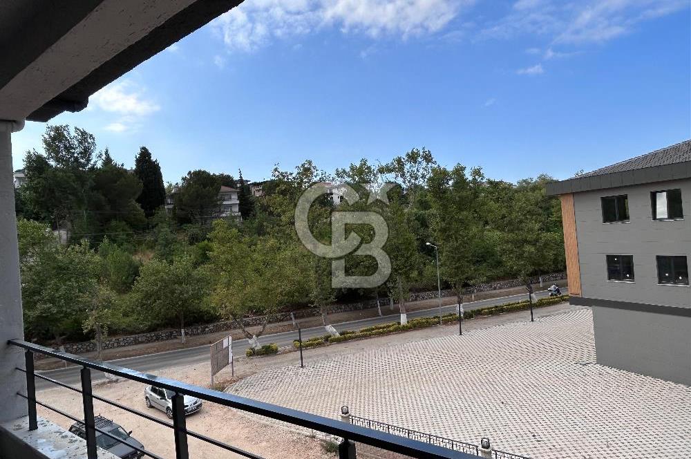 YALOVA KADIKÖY ANA CADDE ÜZERİ SATILIK 2+1 DAİRE!. Merkezi Konum