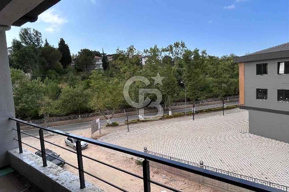 YALOVA KADIKÖY ANA CADDE ÜZERİ SATILIK 2+1 DAİRE!. Merkezi Konum