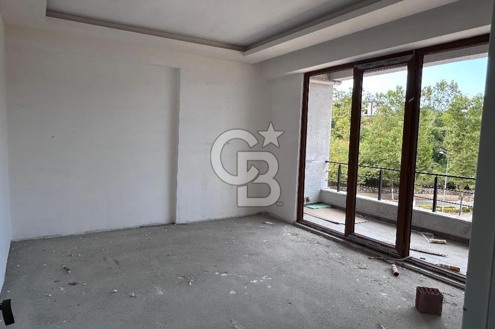 YALOVA KADIKÖY ANA CADDE ÜZERİ SATILIK 2+1 DAİRE!. Merkezi Konum