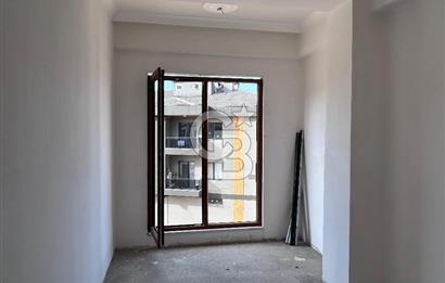 YALOVA KADIKÖY ANA CADDE ÜZERİ SATILIK 2+1 DAİRE!. Merkezi Konum