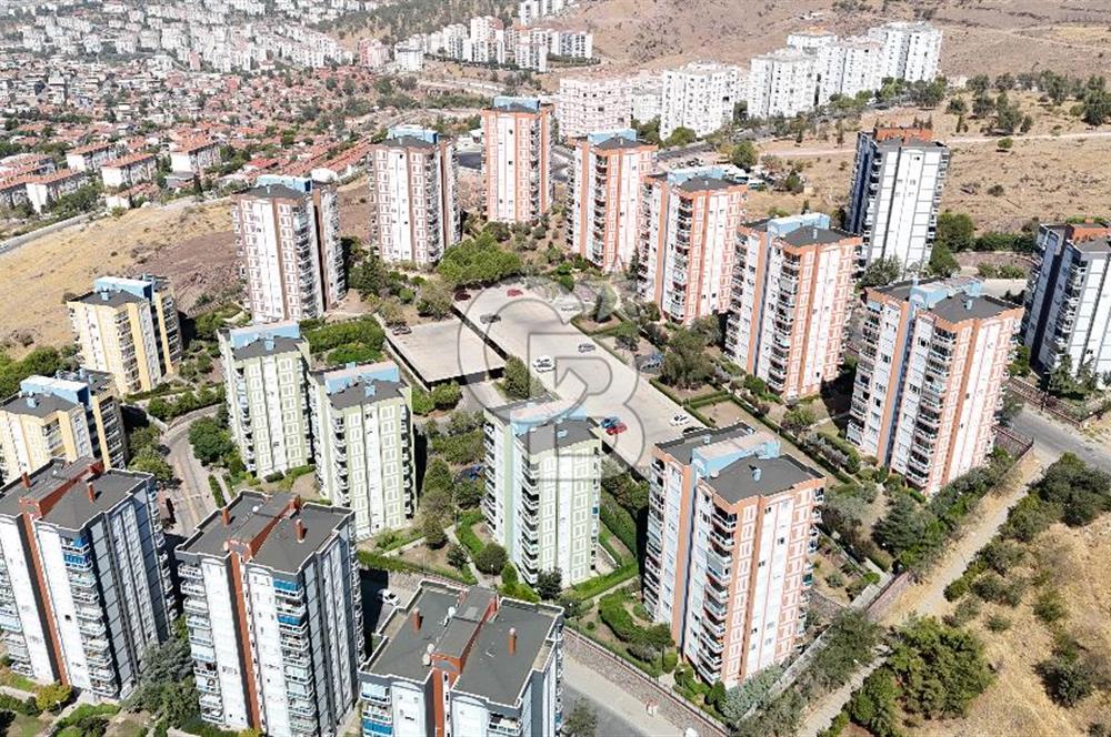  Karşıyaka Yüksek Vadi Sitesinde Satılık 25043 adada Arakat 3+1