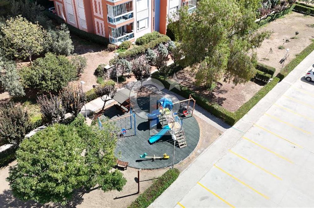  Karşıyaka Yüksek Vadi Sitesinde Satılık 25043 adada Arakat 3+1