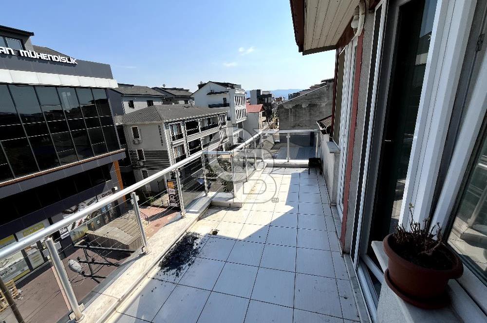 İZMİT SANAYİ MAHALLESİ'NDE 2+1 SATILIK ÇATI DUBLEKS DAİRE 