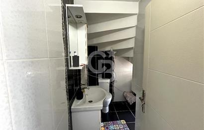 İZMİT SANAYİ MAHALLESİ'NDE 2+1 SATILIK ÇATI DUBLEKS DAİRE 