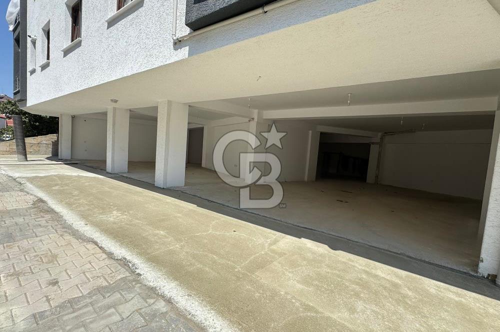 ÇEKMEKÖY ÇAVUŞBAŞI CADDESİ 210 M2 DEPOLU SATILIK DÜKKAN