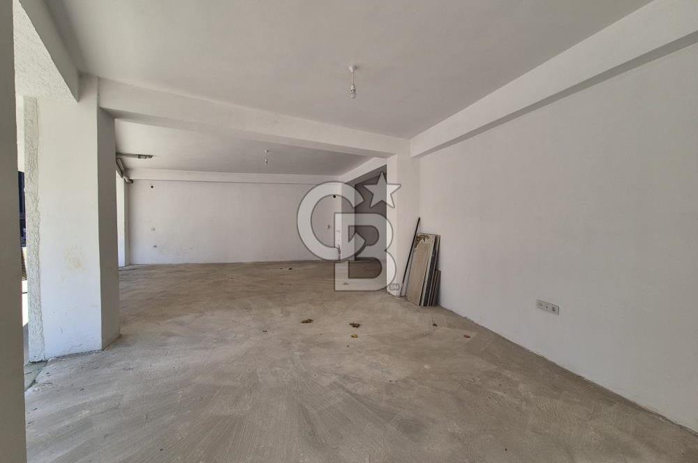 ÇEKMEKÖY ÇAVUŞBAŞI CADDESİ 210 M2 DEPOLU SATILIK DÜKKAN