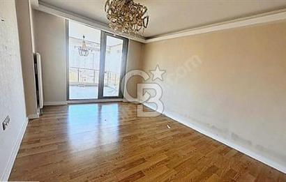 YAŞAMKENT TE MERKEZİ KONUMDA SATILIK 4+1 BOŞ FIRSAT DAİRE