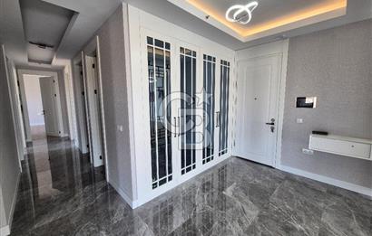 YAŞAMKENT AKINCI KULE LÜKS YAPILI,EKSTRALI BOŞ SATILIK 4+1 DAİRE