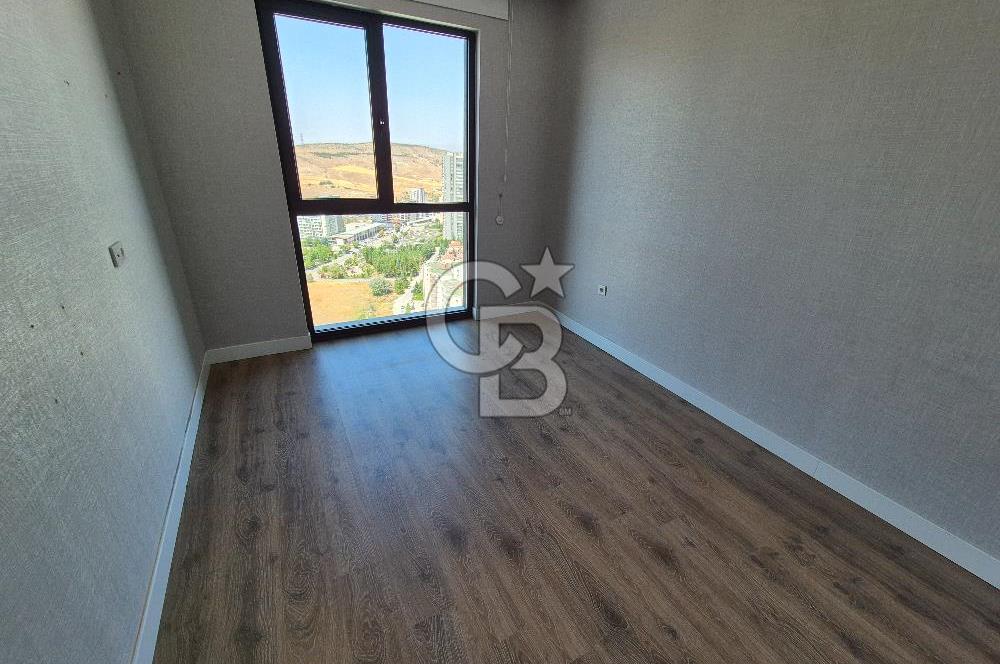 YAŞAMKENT AKINCI KULE LÜKS YAPILI,EKSTRALI BOŞ SATILIK 4+1 DAİRE