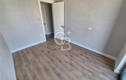 YAŞAMKENT AKINCI KULE LÜKS YAPILI,EKSTRALI BOŞ SATILIK 4+1 DAİRE