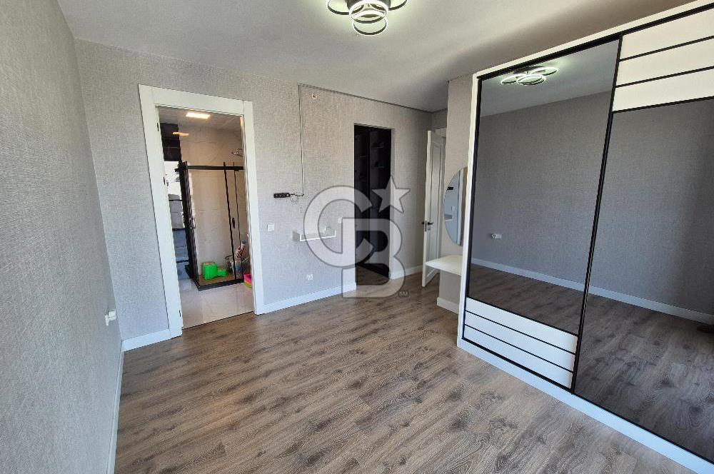 YAŞAMKENT AKINCI KULE LÜKS YAPILI,EKSTRALI BOŞ SATILIK 4+1 DAİRE