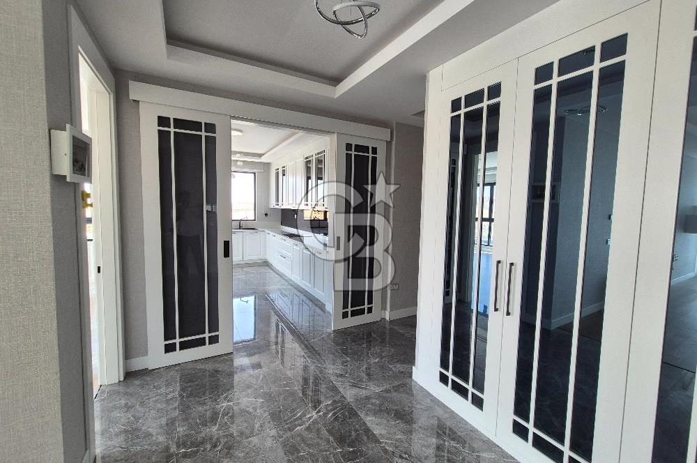 YAŞAMKENT AKINCI KULE LÜKS YAPILI,EKSTRALI BOŞ SATILIK 4+1 DAİRE