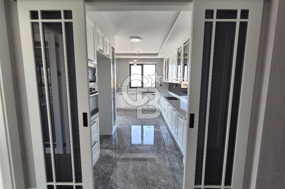 YAŞAMKENT AKINCI KULE LÜKS YAPILI,EKSTRALI BOŞ SATILIK 4+1 DAİRE