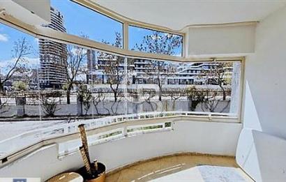 PARK CADDESİ ATABİLGE SİTESİNDE BAKIMLI 4+1 DAİRE