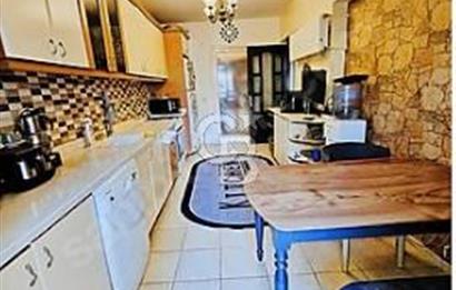 PARK CADDESİ ATABİLGE SİTESİNDE BAKIMLI 4+1 DAİRE