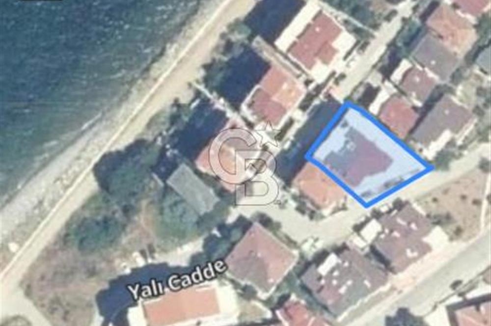 ESENKÖY PAPAZ MEVKİİ DE DENİZ MANZARALI ÇATI DUBLEKS DAİRE
