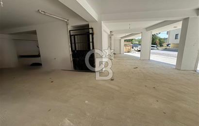 ÇEKMEKÖY ÇAVUŞBAŞI CADDESİ 210 M2 DEPOLU SATILIK DÜKKAN