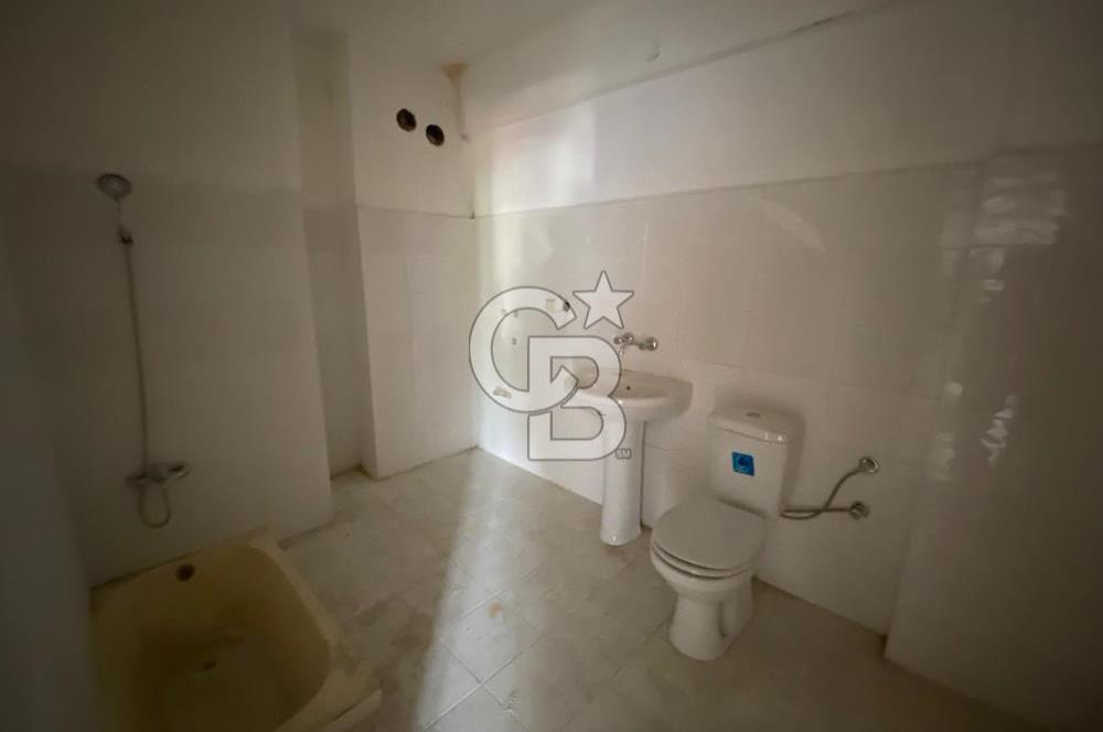 ESENKÖY PAPAZ MEVKİİ DE DENİZ MANZARALI ÇATI DUBLEKS DAİRE