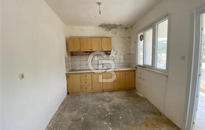 ESENKÖY PAPAZ MEVKİİ DE DENİZ MANZARALI ÇATI DUBLEKS DAİRE