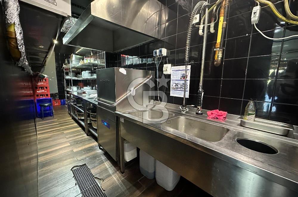 BRANDİUM AVM DE 220 M2 NET DEVREN KİRALIK RESTAURANT
