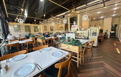 BRANDİUM AVM DE 220 M2 NET DEVREN KİRALIK RESTAURANT