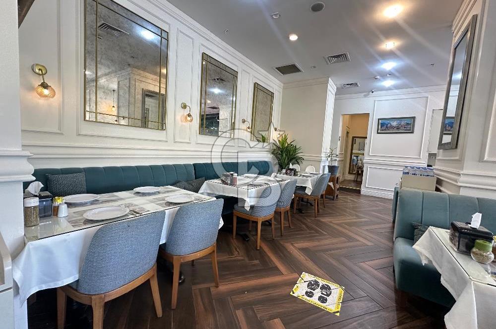 BRANDİUM AVM DE 220 M2 NET DEVREN KİRALIK RESTAURANT