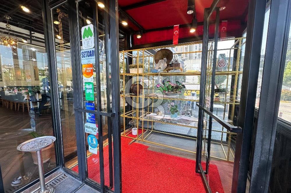 BRANDİUM AVM DE 220 M2 NET DEVREN KİRALIK RESTAURANT