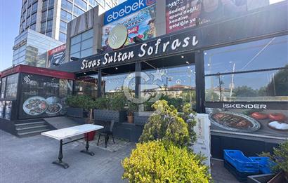 BRANDİUM AVM DE 220 M2 NET DEVREN KİRALIK RESTAURANT