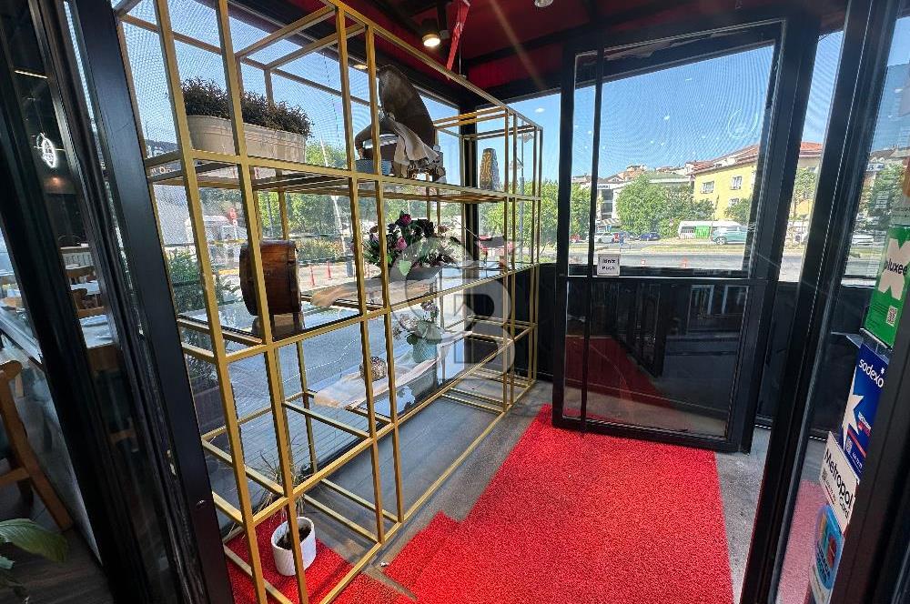 BRANDİUM AVM DE 220 M2 NET DEVREN KİRALIK RESTAURANT