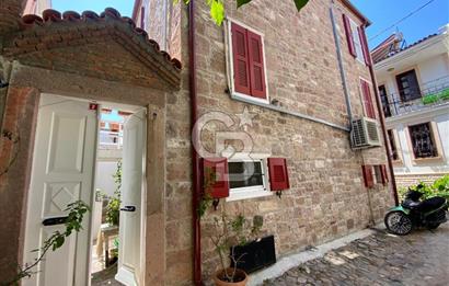 Ayvalık Cunda Adası Tripleks Taş Ev ve Misafir Evi