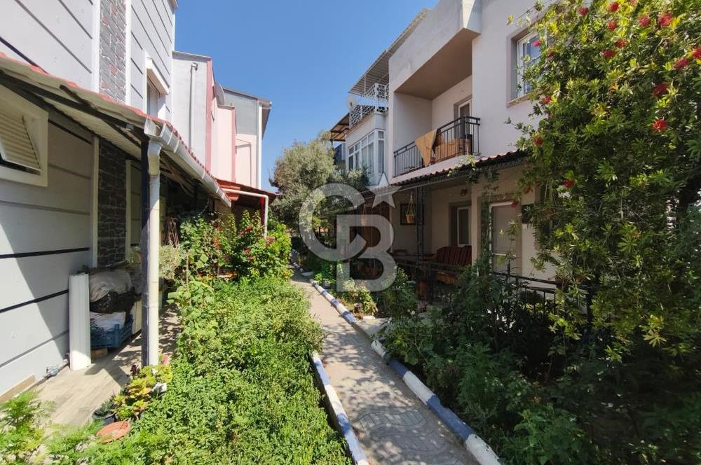 YENİFOÇA GENCELLİ SAHİLİNE YÜRÜME MESAFESİNDE SATILIK 3+1 DUBLEKS YAZLIK