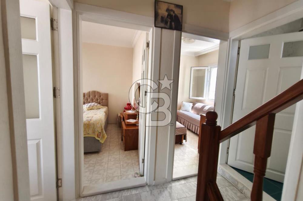 YENİFOÇA GENCELLİ SAHİLİNE YÜRÜME MESAFESİNDE SATILIK 3+1 DUBLEKS YAZLIK
