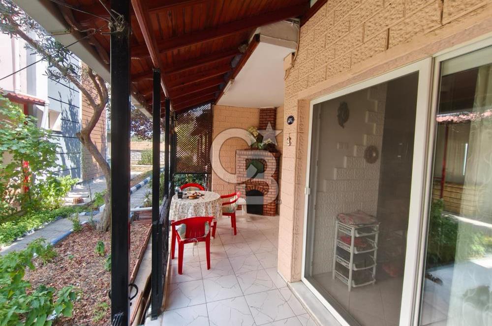 YENİFOÇA GENCELLİ SAHİLİNE YÜRÜME MESAFESİNDE SATILIK 3+1 DUBLEKS YAZLIK