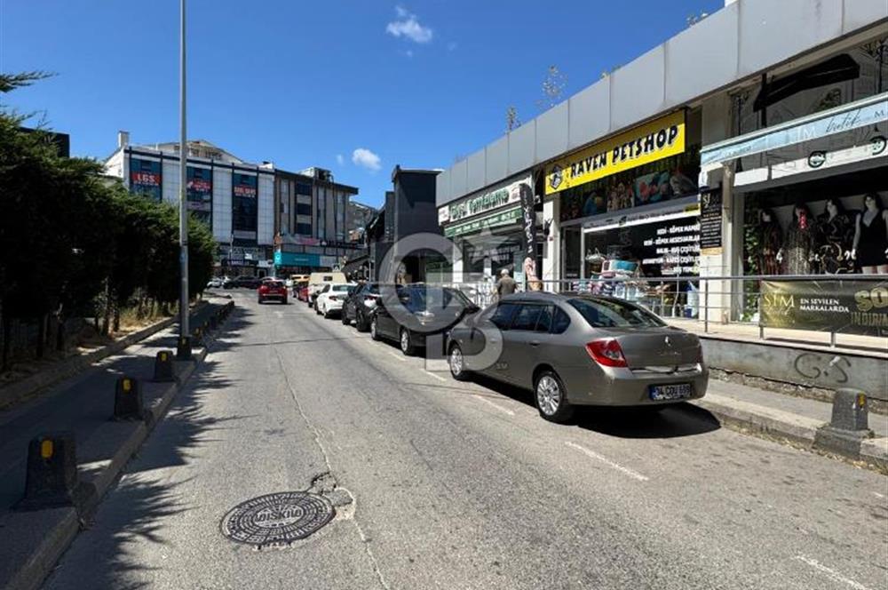 TAŞDELEN'DE CADDE ÜZERİ SATILIK DEPOLU DÜKKAN 