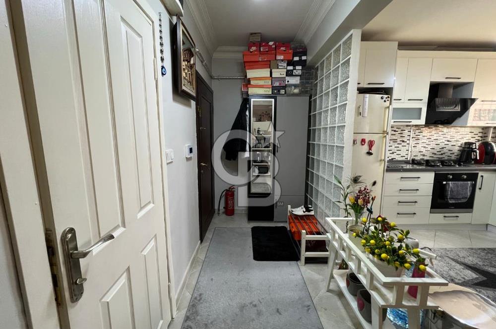 ÜMRANİYEDE SATILIK 2+1 DAİRE -SİTE İÇİNDE METRO AVM YAKIN