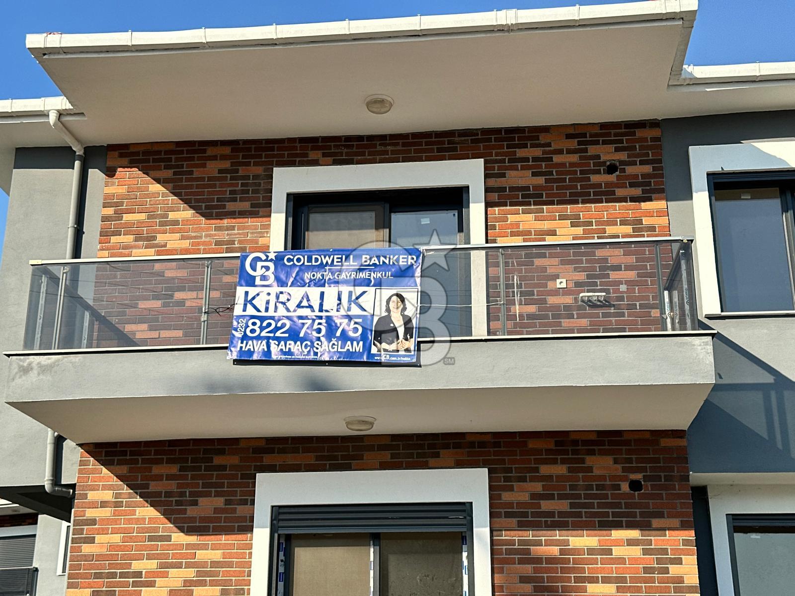 Foça Bağarası Kazım Dirik Mahallesinde Kiralık 2+1 Daire