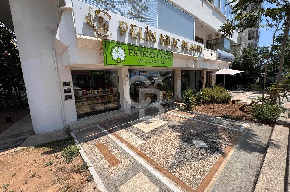 Işıklar Caddesi Üzerinde Tabela Değeri Yüksek Kiralık İşyeri