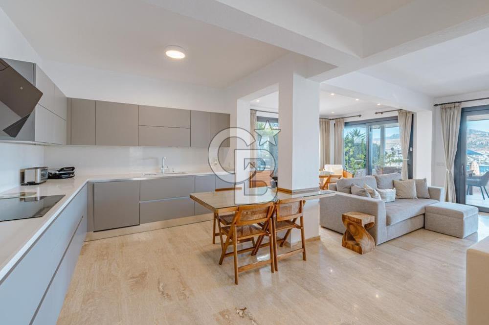 CB CLASS BODRUM GÜNDOĞAN KENDİ SAHİLİ OLAN SATILIK VİLLA