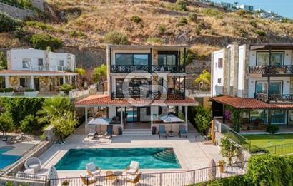 CB CLASS BODRUM GÜNDOĞAN KENDİ SAHİLİ OLAN SATILIK VİLLA