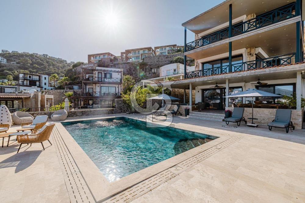 CB CLASS BODRUM GÜNDOĞAN KENDİ SAHİLİ OLAN SATILIK VİLLA