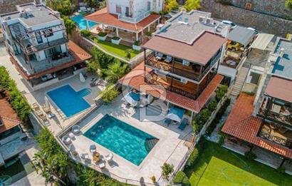 CB CLASS BODRUM GÜNDOĞAN KENDİ SAHİLİ OLAN SATILIK VİLLA