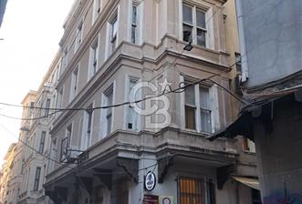Taksim’de 2+1 Kiralık Daire – Yatırım ve Yaşam İçin İdeal