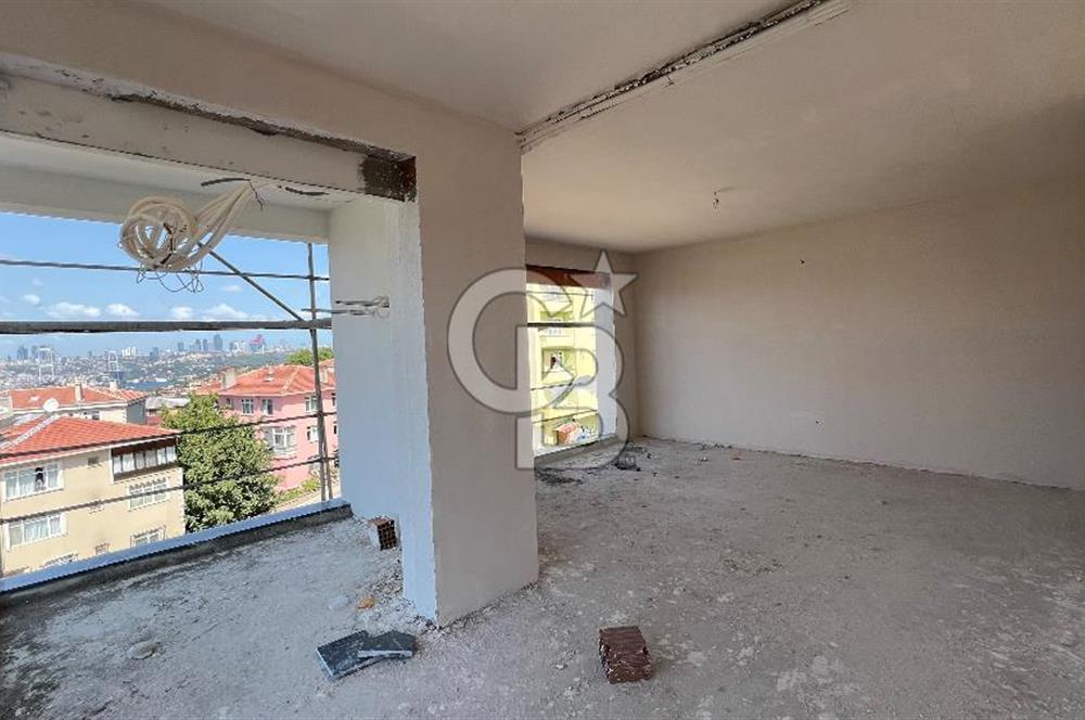 ÜSKÜDAR BURHANİYE'DE SATILIK 3+1 KISMI DENİZ VE BOĞAZ MANZARALI DAİRE