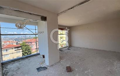 ÜSKÜDAR BURHANİYE'DE SATILIK 3+1 KISMI DENİZ VE BOĞAZ MANZARALI DAİRE